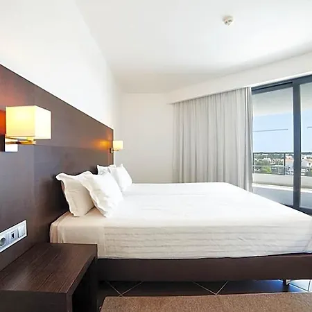 Rr Baia Hotel Alvor